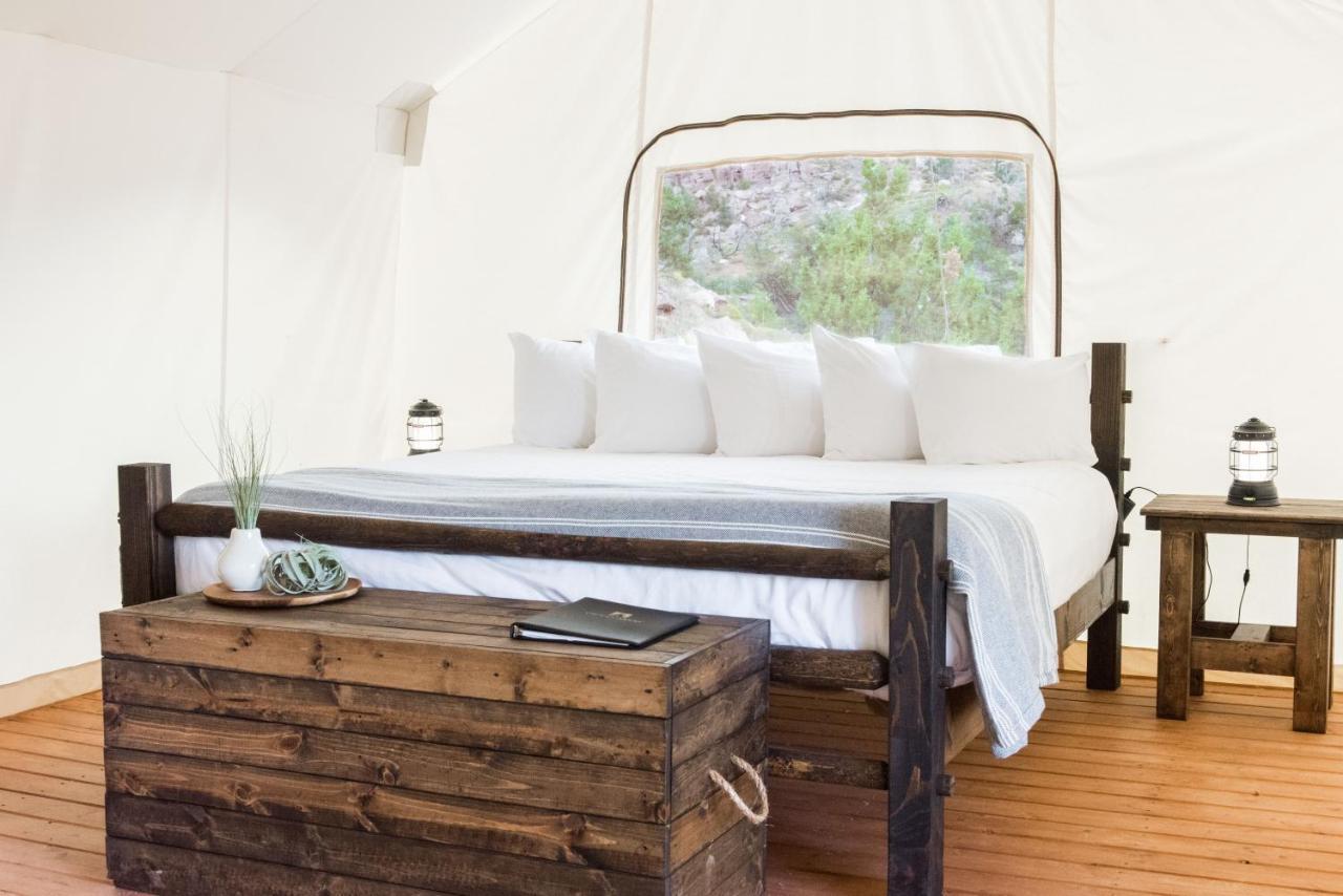 Under Canvas Zion Верджин Экстерьер фото